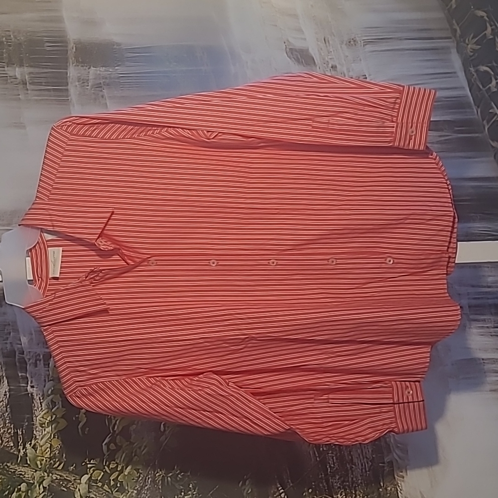 Liz Claiborne Sport Womens Large classic red striped button down dress shirt